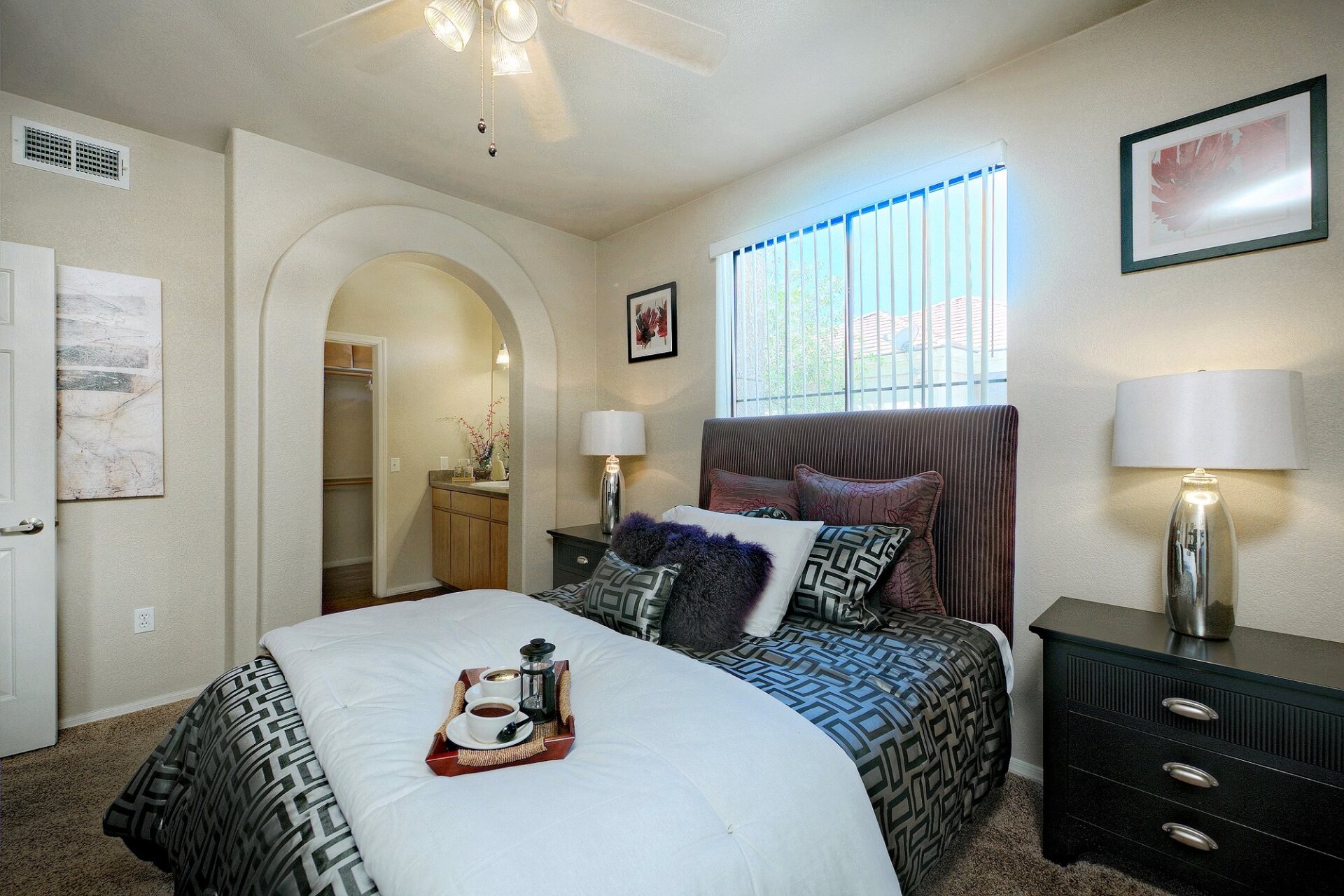 Enclave at Arrowhead Apartments in Peoria, AZ