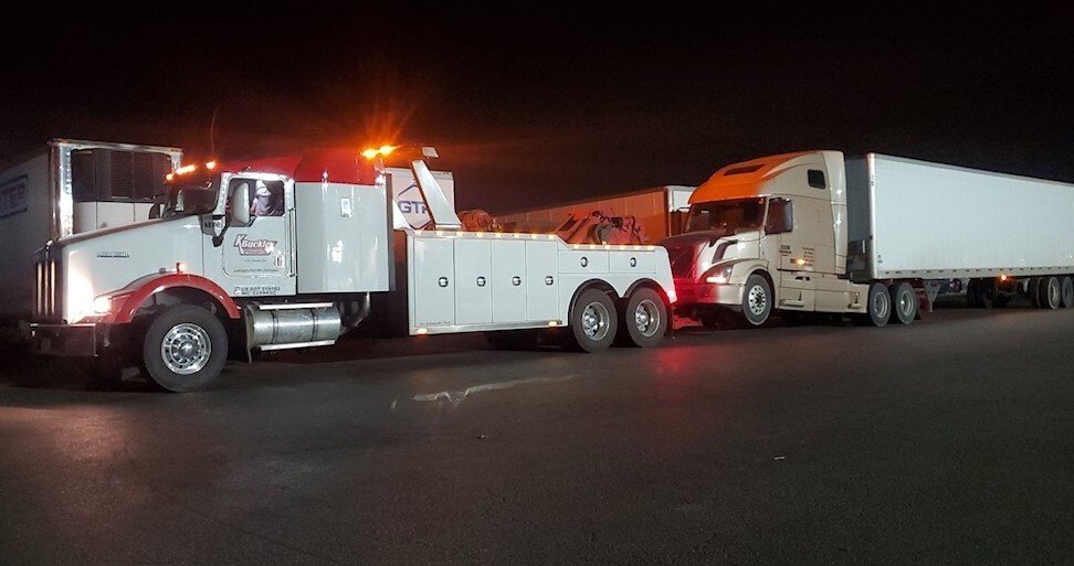 Towing Farmington MO Car Breakdown 24 hour Towing Park Hill MO