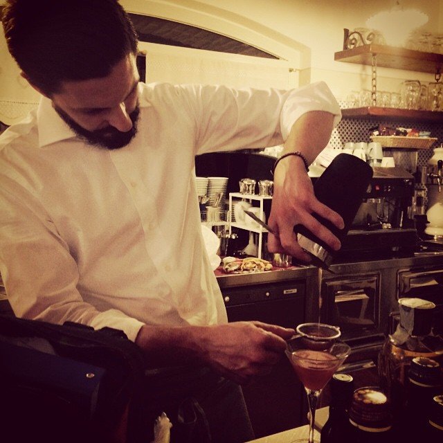 Preparazione aperitivo