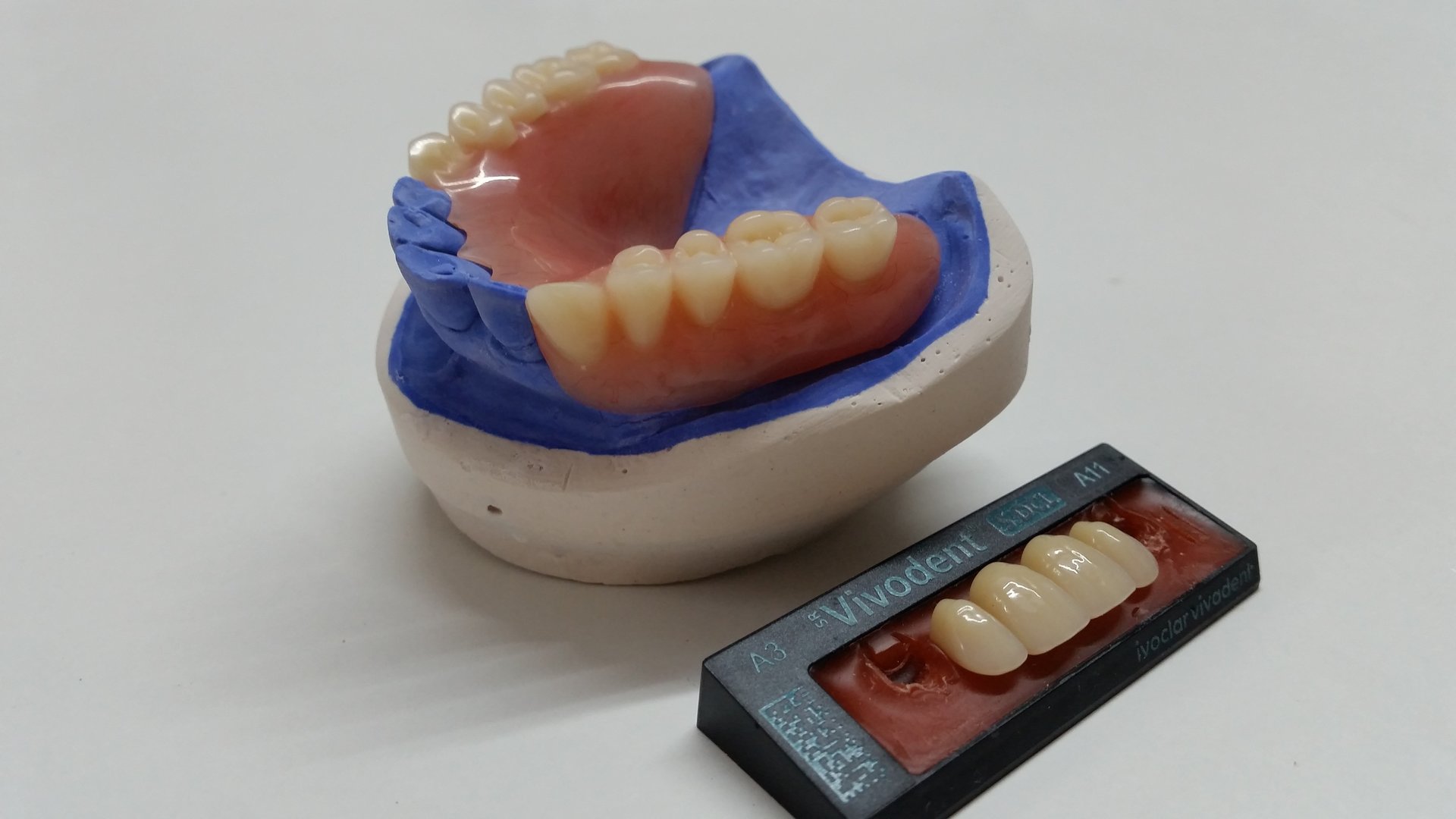 Clinicians services by RDS Denture Laboratory