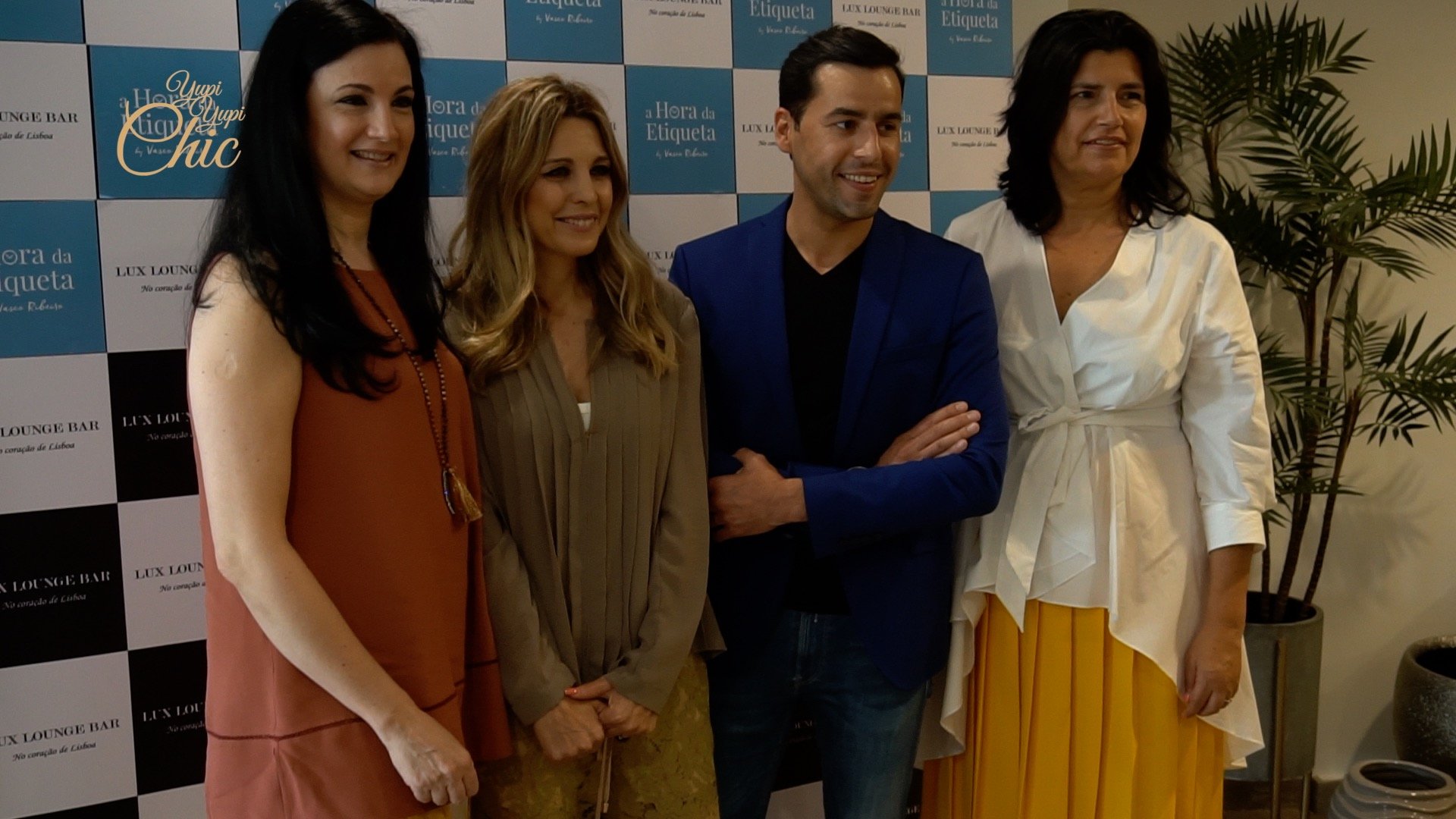 A Hora da Etiqueta por Vasco Ribeiro com Teresa Paula Marques e Margarida Carvalho