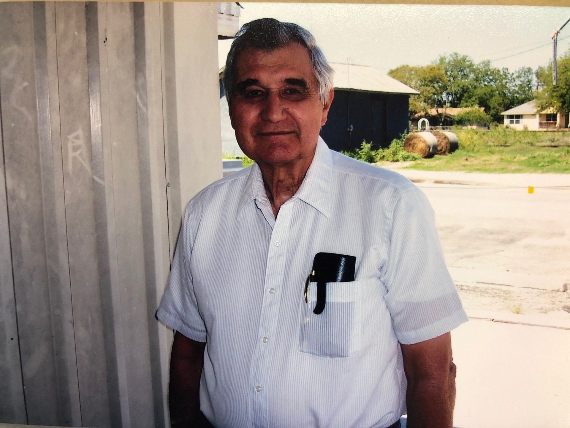 Home LaCoste, TX R.J. Mangold Grain Company Inc.