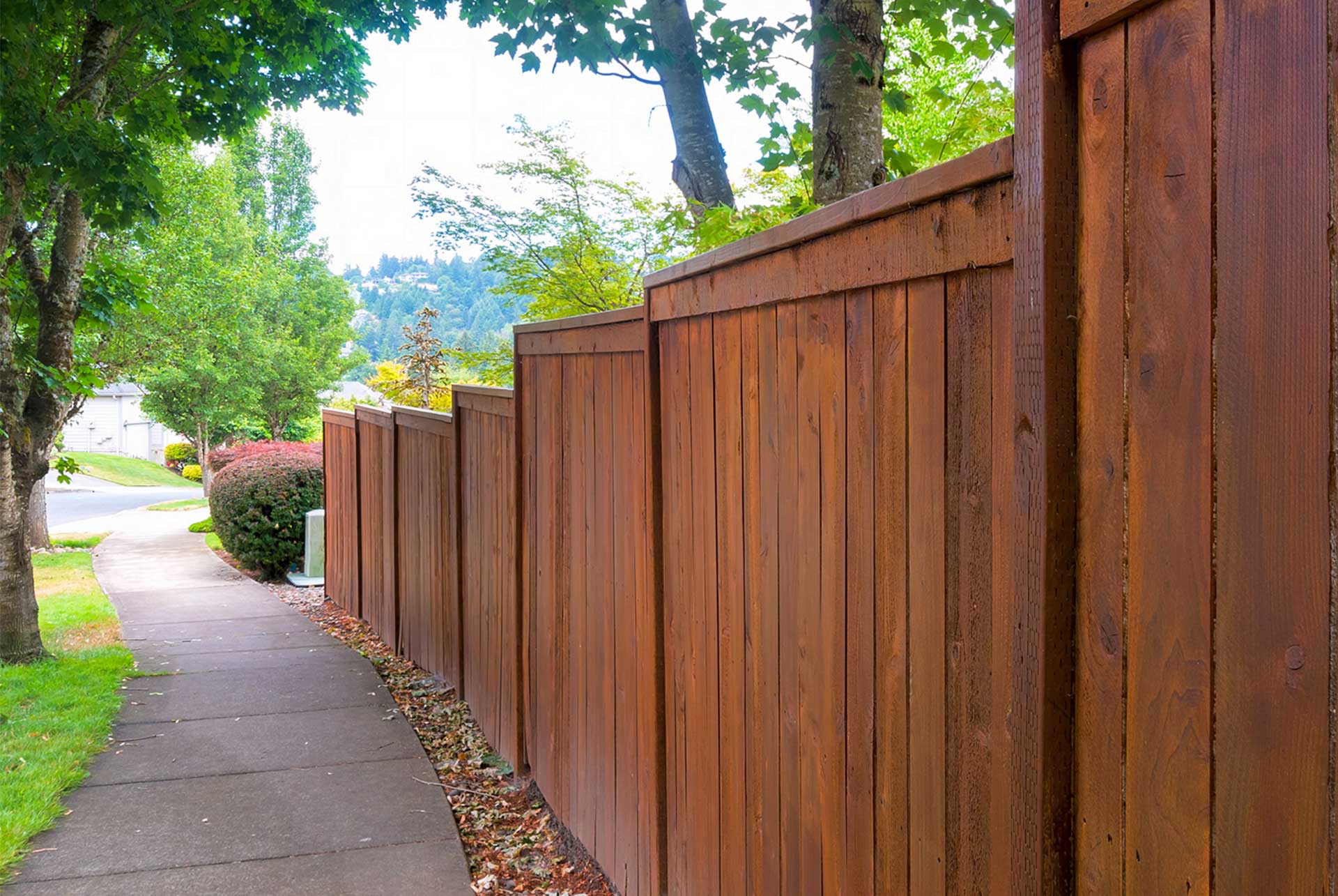 Staining & Refinishing Contractors Lexington, KY Alliance Fence & Patio