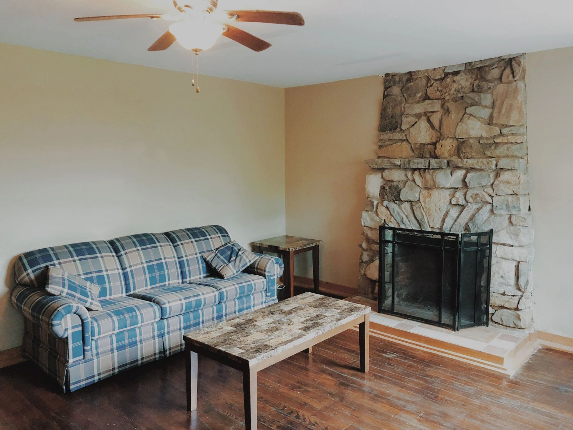 Cabins Vacation Rentals Noel, MO Ginger Blue Resort