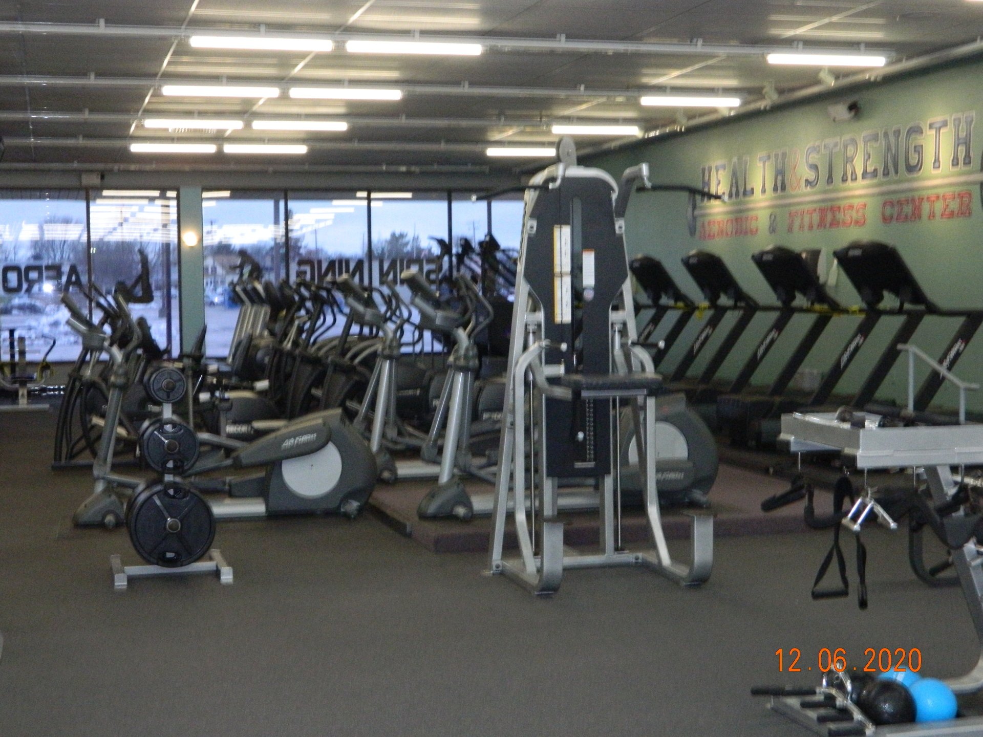 Level 4 Tanning Bed Sandusky, OH Health & Strength Gym