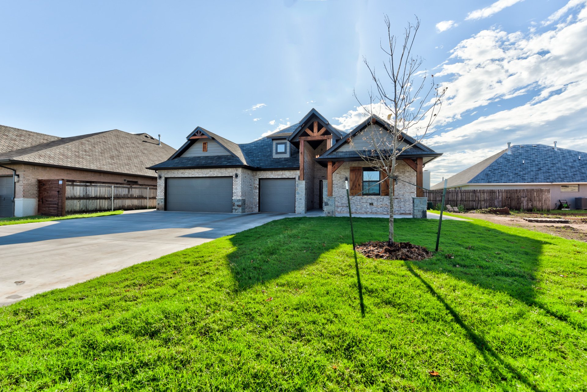 Home Builders Oklahoma City. OK Thomas Signature Homes LLC