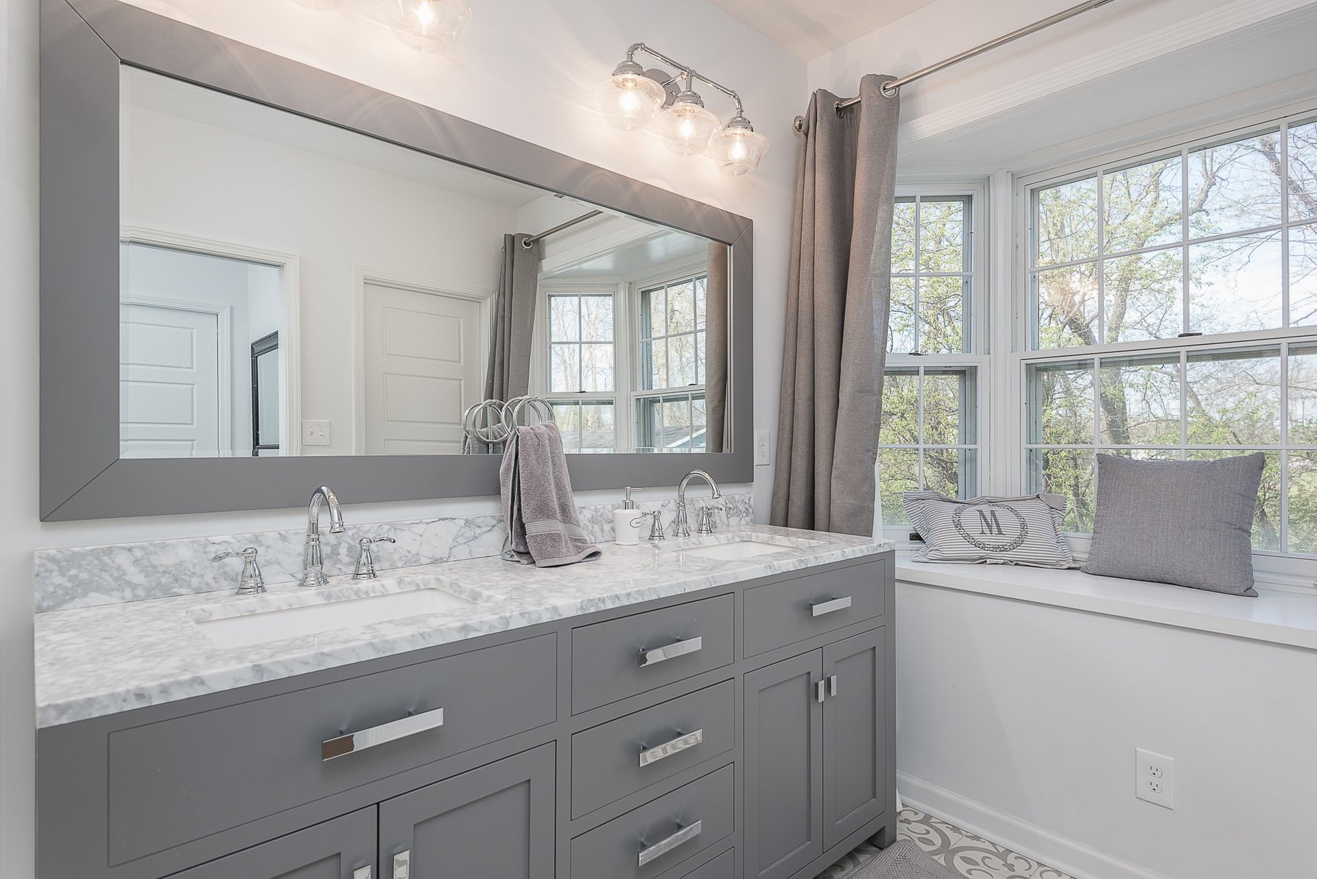 Bathrooms - Remodeling & General Contractors in Lexington, KY
