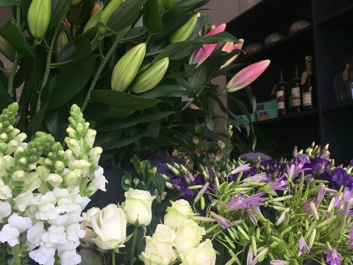 Cheltenham florist weddings, events, sympathy & same day flower delivery.