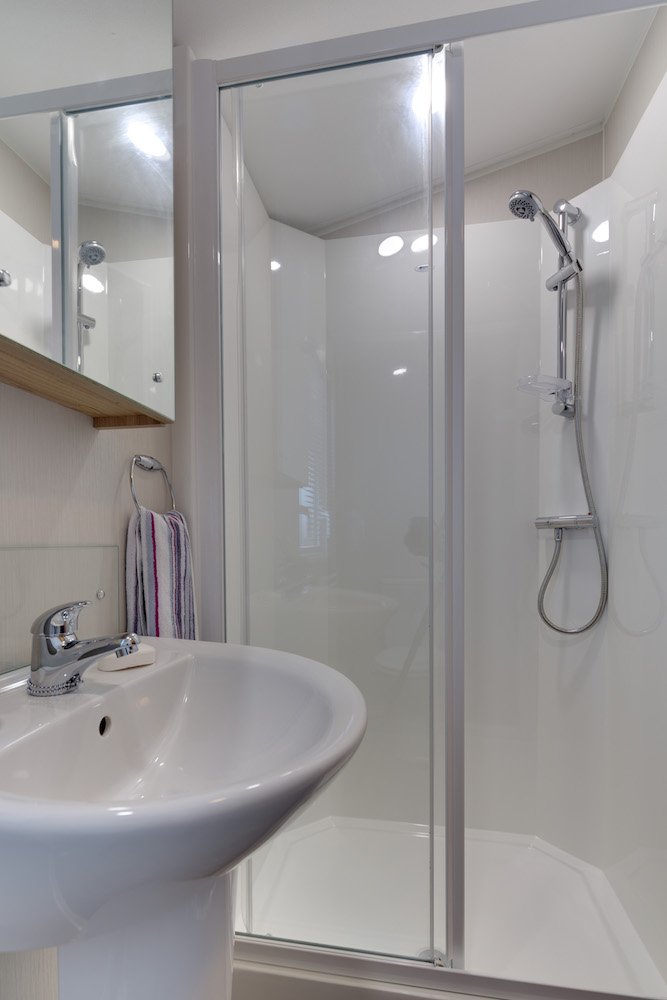Instant Baches Brockenhurst Family Bathroom