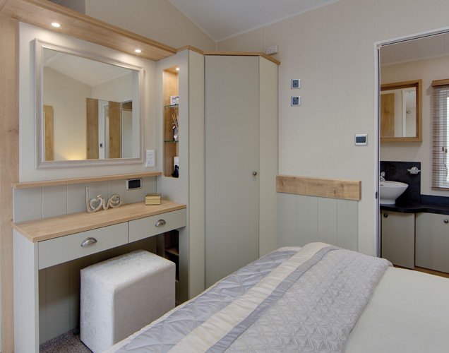 Instant Baches Vogue Ensuite