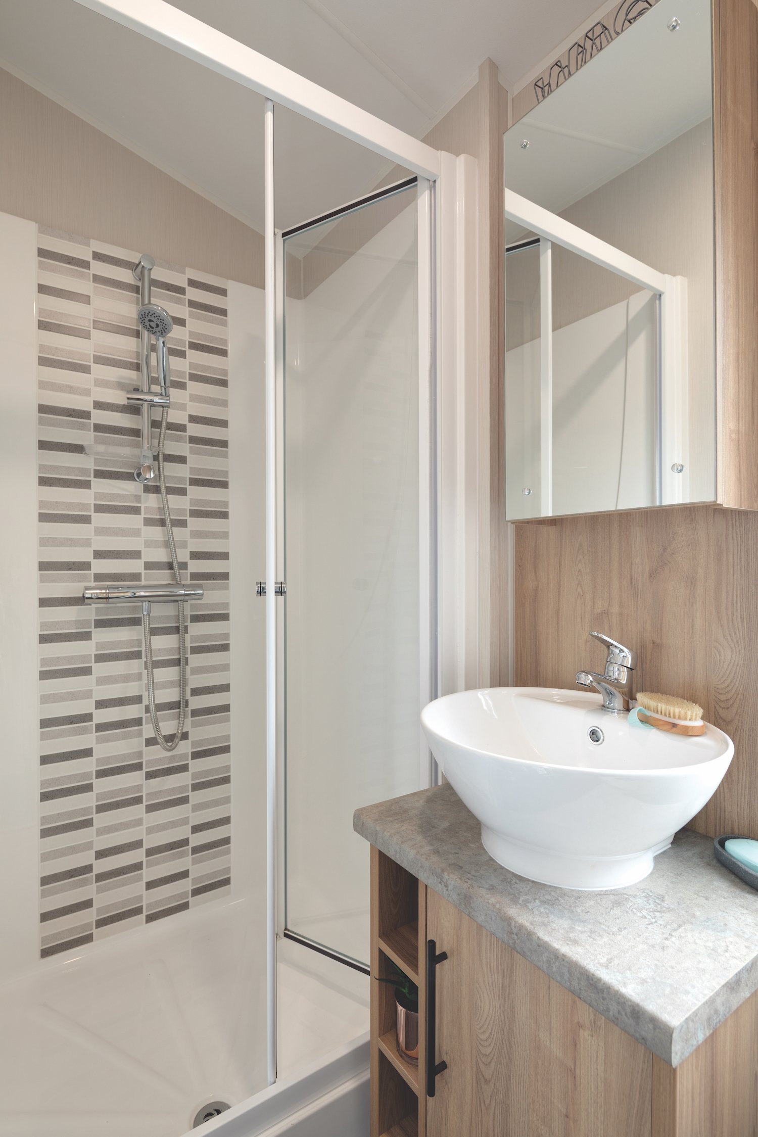 Instant Baches Waverley Family Bathroom