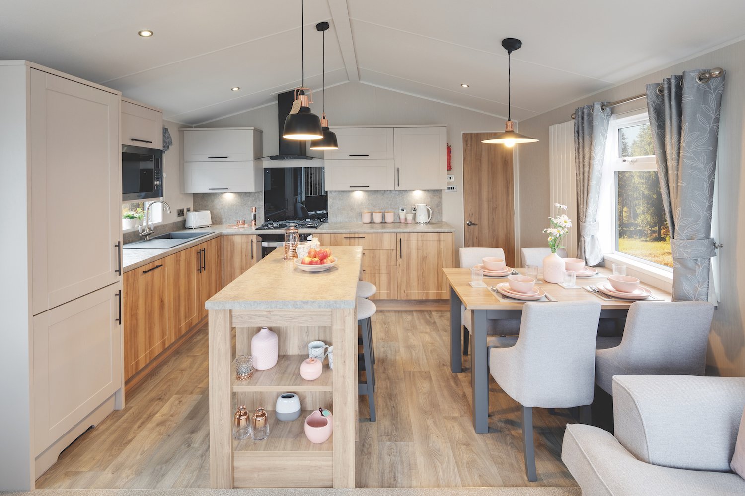 Instant Baches Waverley Living 2