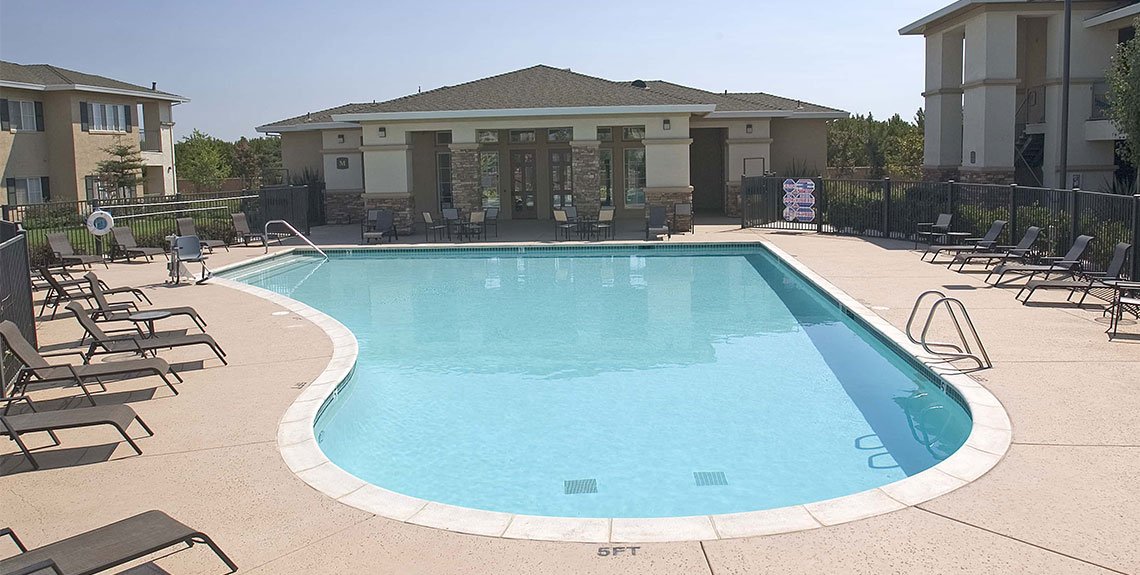 River Oaks Apartments photo gallery