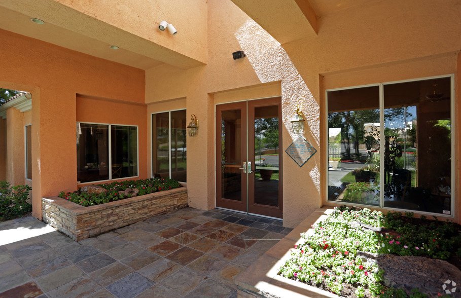 Gallery Taylor Ranch Luxury Apartments Albuquerque, NM