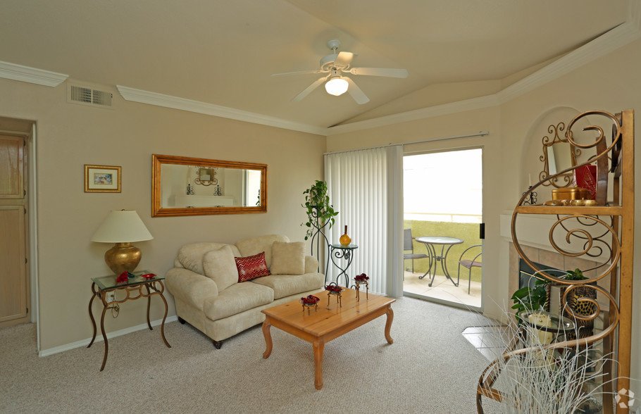 Gallery Taylor Ranch Luxury Apartments Albuquerque, NM