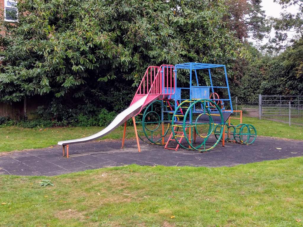 Abbots Langley Play Areas Three Rivers Leisure