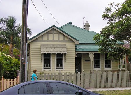 hudson plumbing roof with picket fence