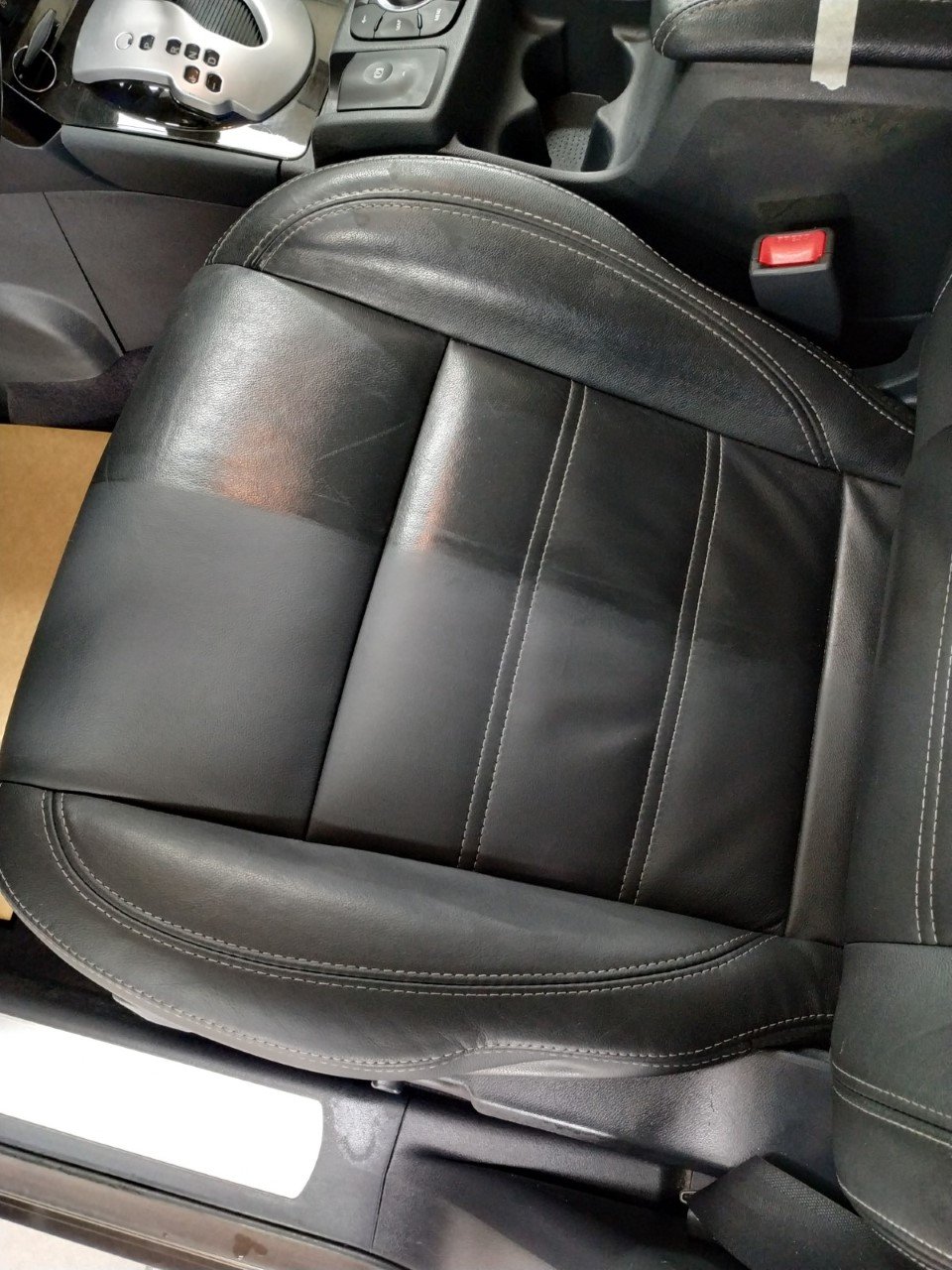 Auto Ledersitz Aufbereitung