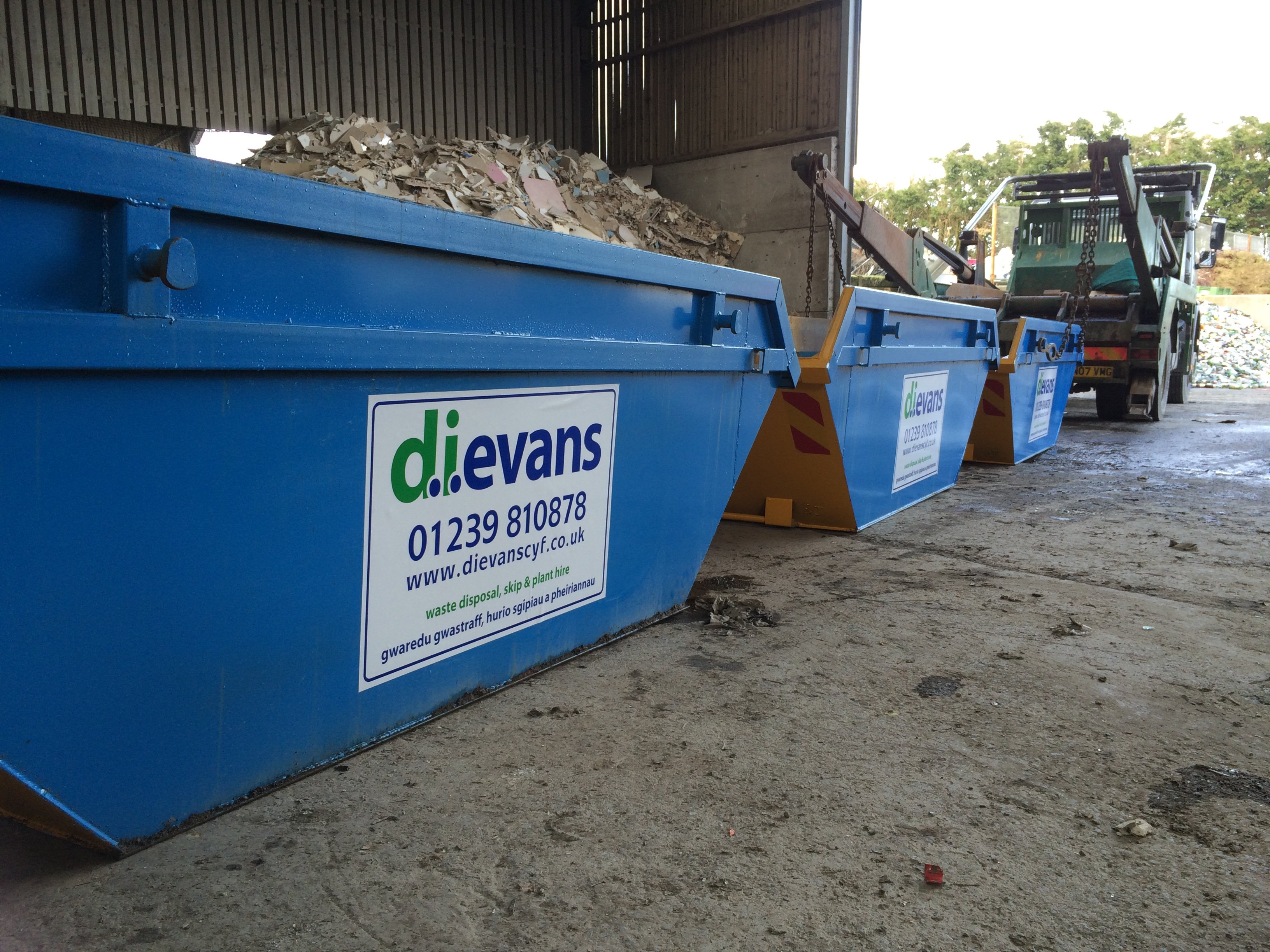 Skip hire and waste disposal work in Ceredigion
