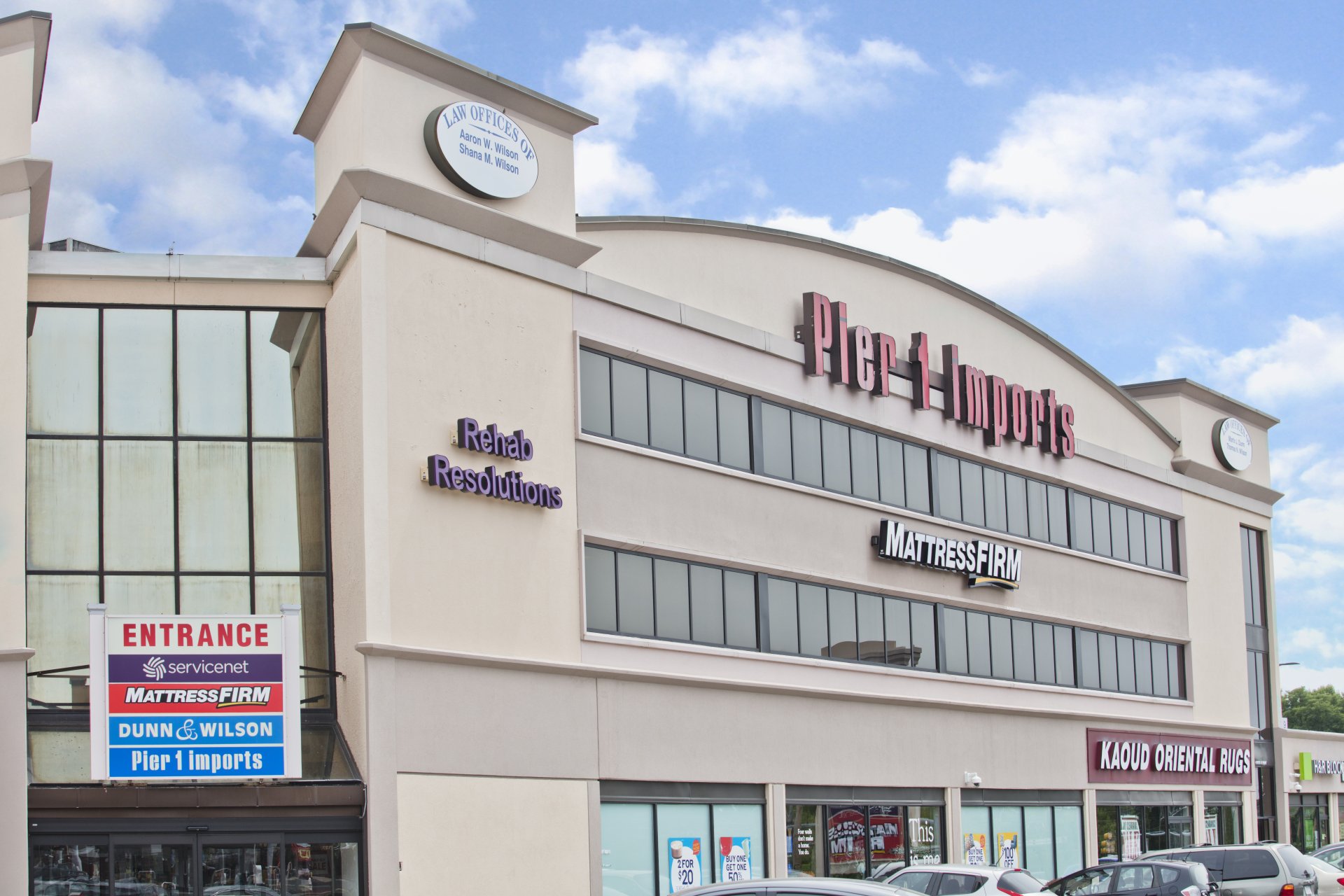 Holyoke Mall Crossing Space for Lease in Holyoke, MA
