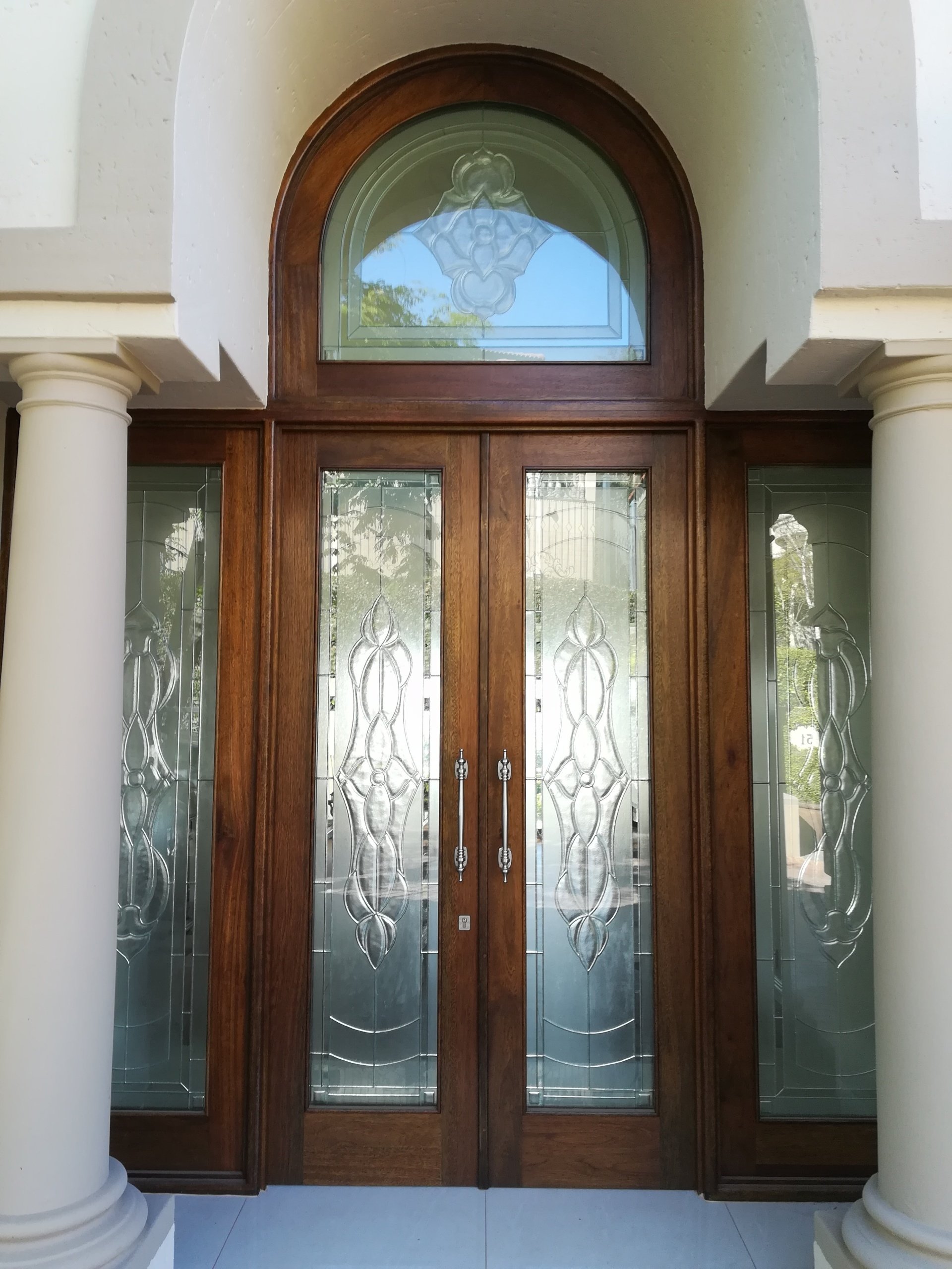 Grapedoor Custom Made Glass Doors