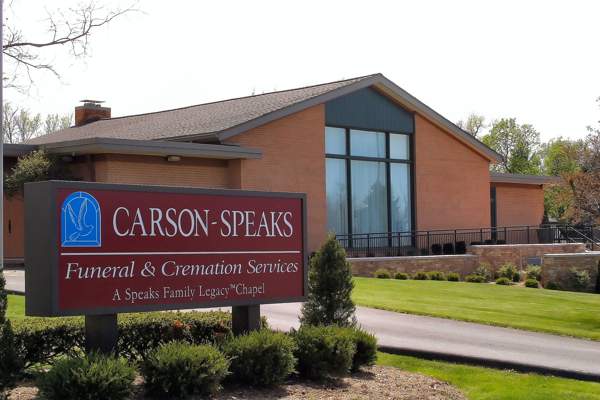 Speaks Chapels Funeral Home & Cremation in Independence, MO