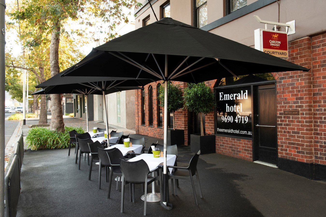 The Emerald Hotel Melbourne's Home of Racing