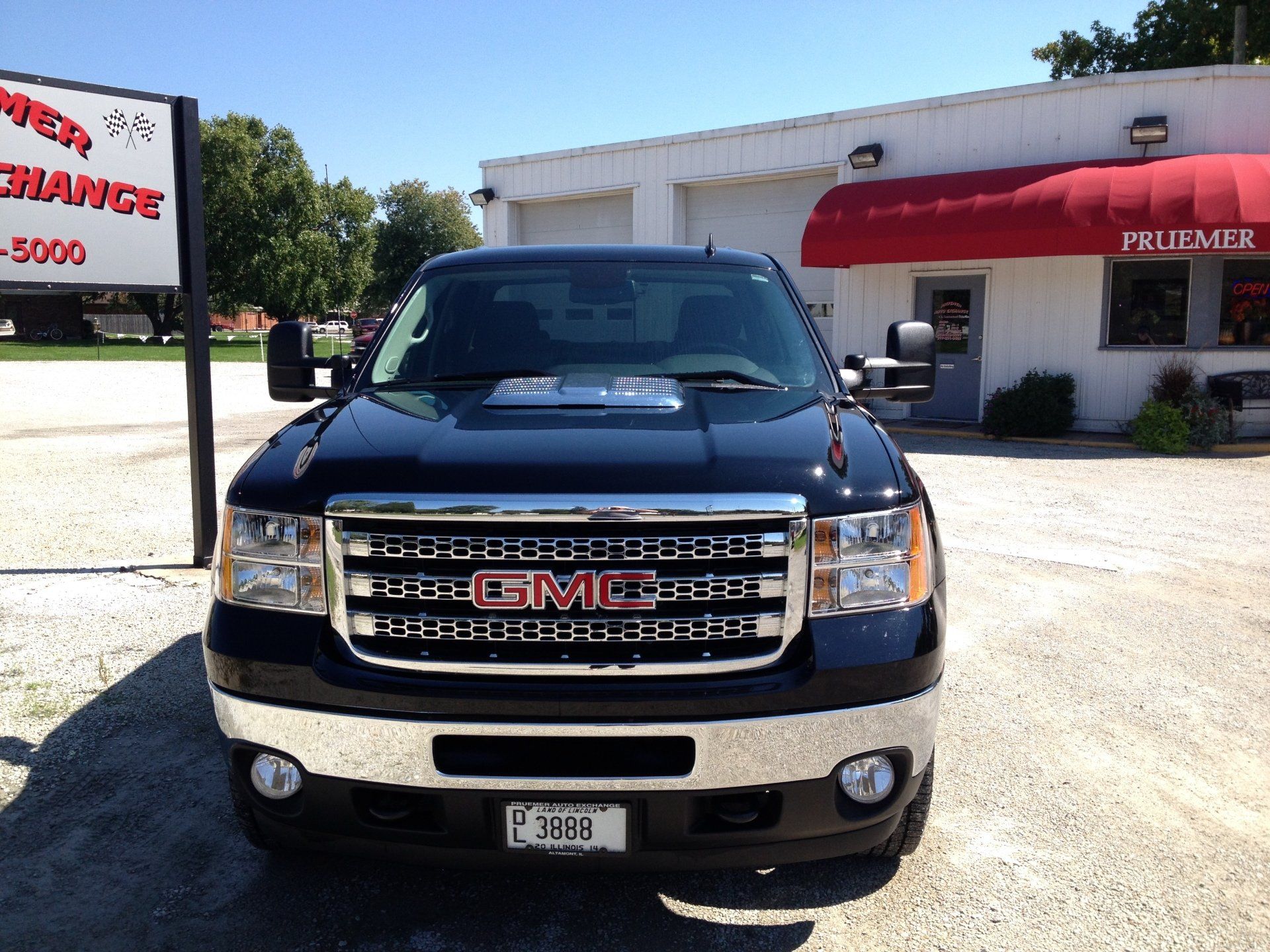 Car Detailing Foreign and Domestic Used Auto Sales Altamont, IL