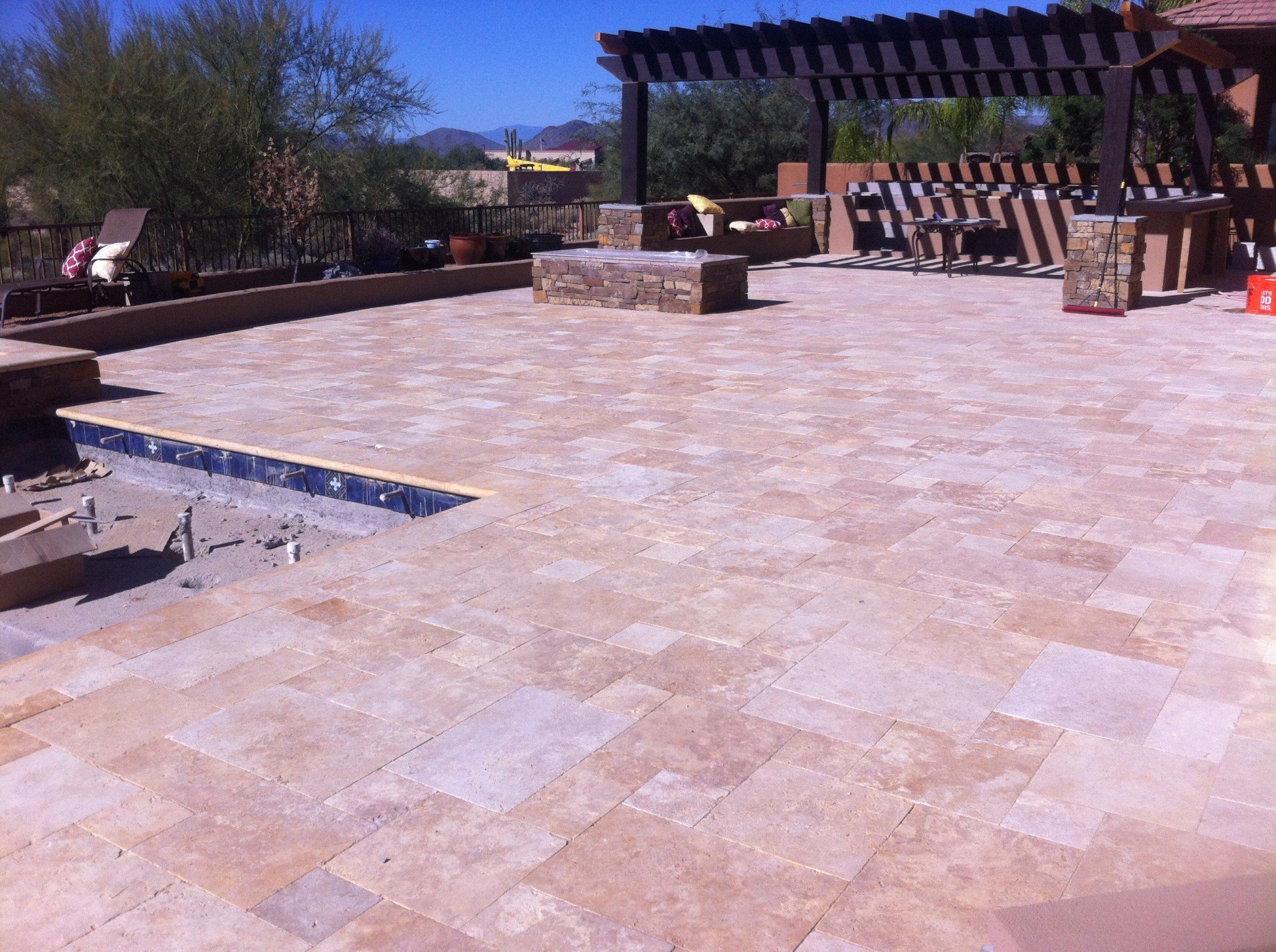 LayorCare Wet Look Seal Swimming Pool Sealer