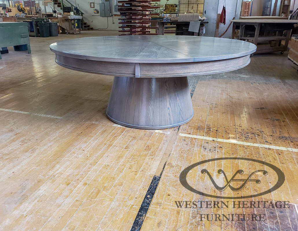 Expanding Round Table