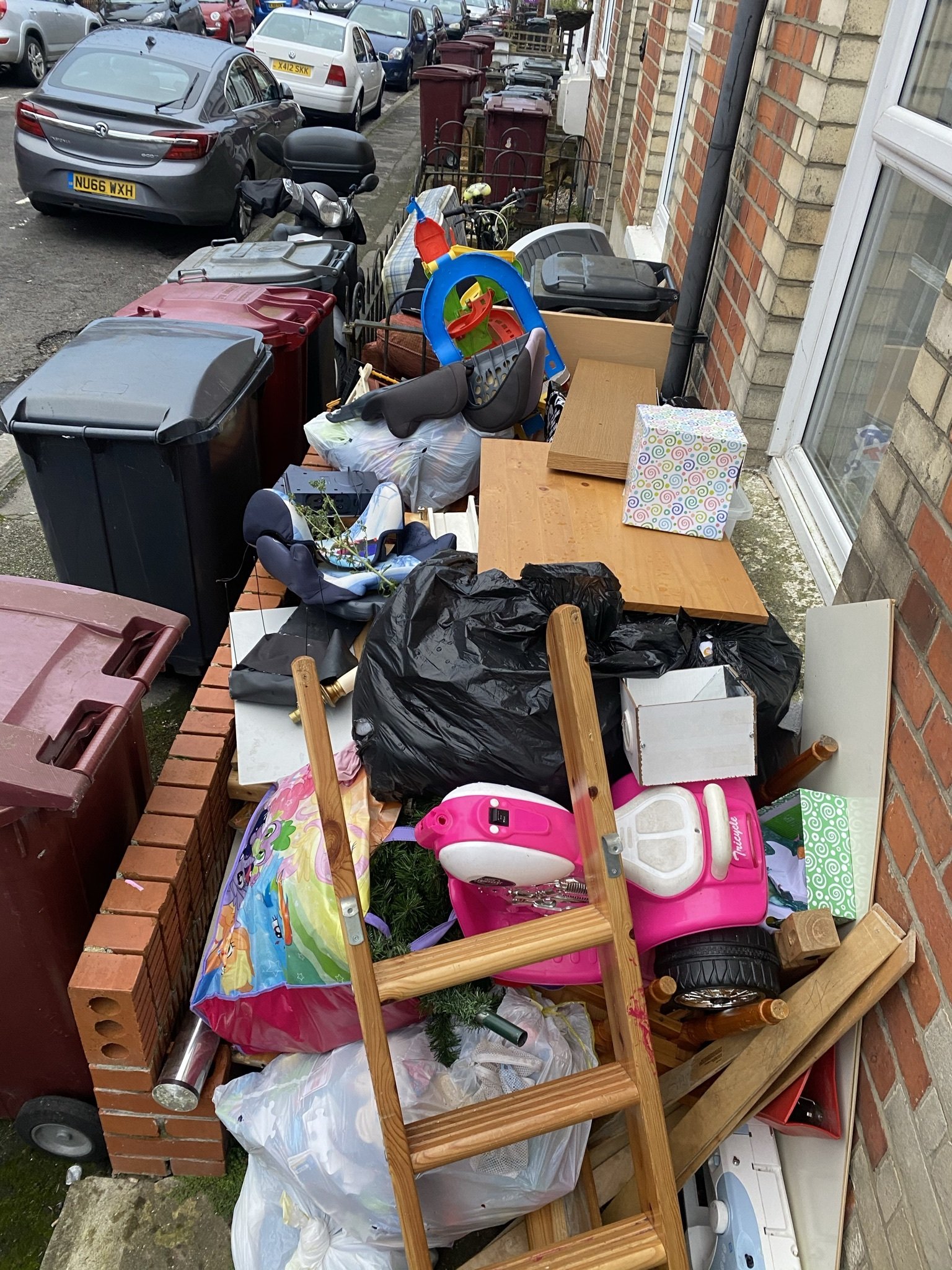 Domestic waste disposal in Reading & across Berkshire.