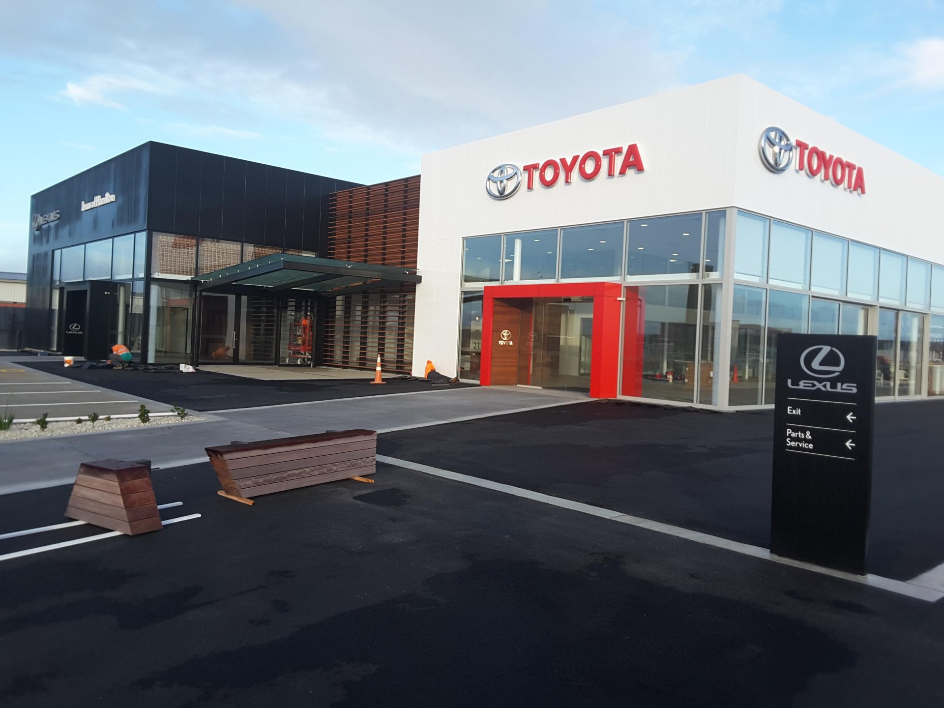 Lyndon Jones Electrical Ltd Qualified Electrician Hamilton