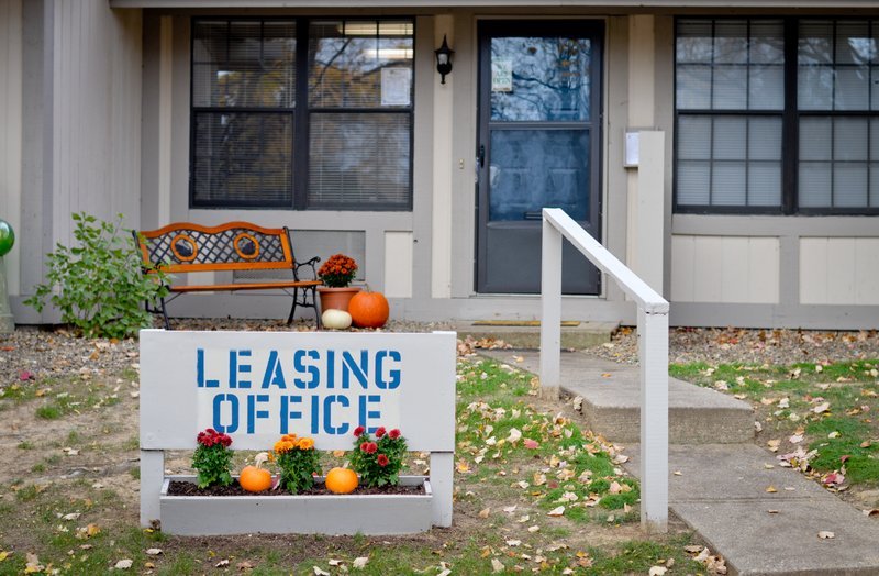 Cedarwood Apartments Aspen Management