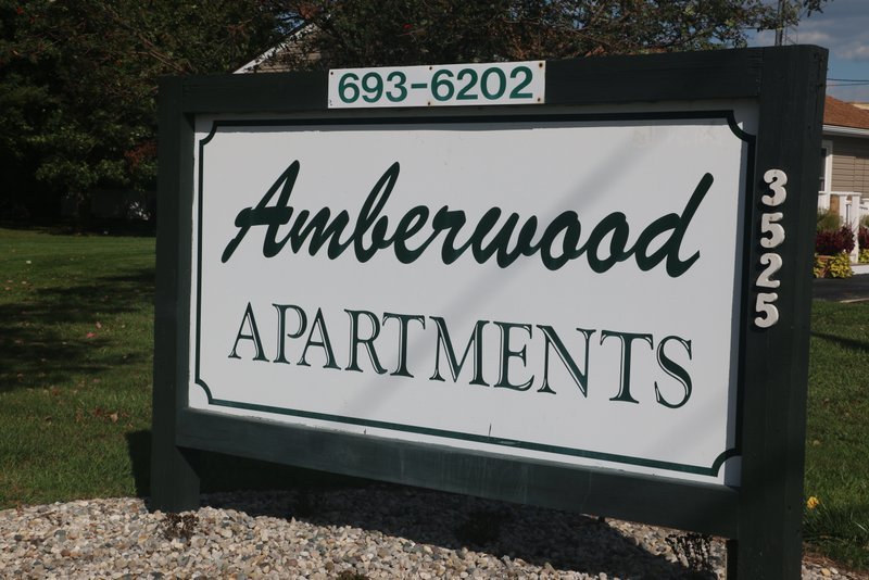 Amberwood Apartments Aspen Management