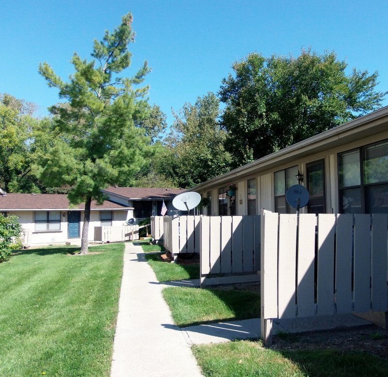 Plumwood Apartments Aspen Management