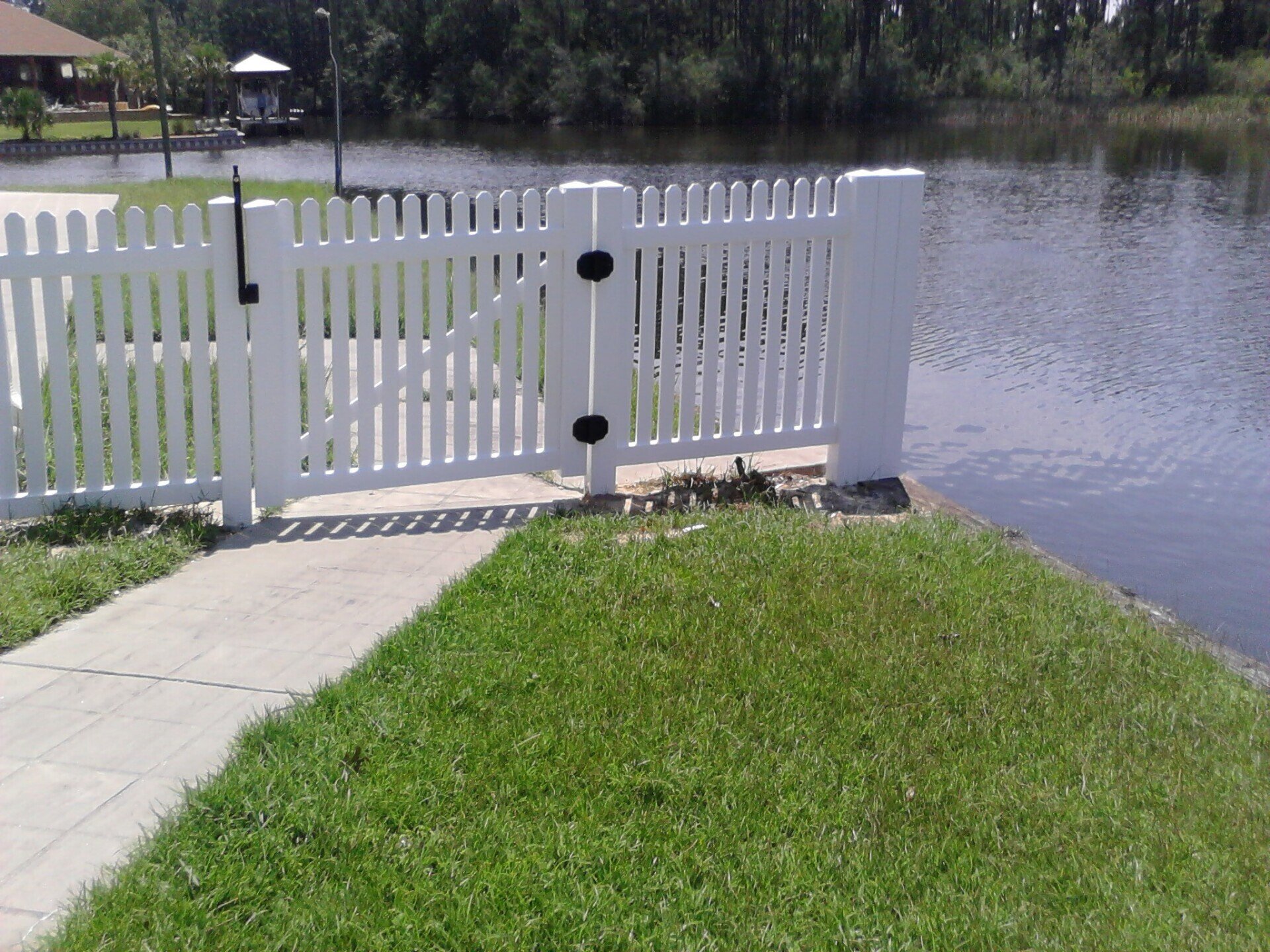Privacy Fences Pensacola, FL A1 Hurricane Fence