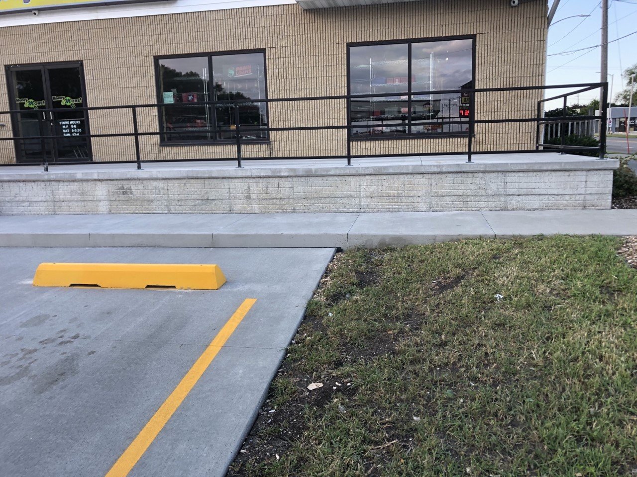 Commercial Railings Contractors Services Cedar Rapids, Marion, Cedar ...