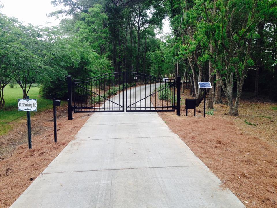 Custom Fence Installation Hattiesburg, MS United Fence Co