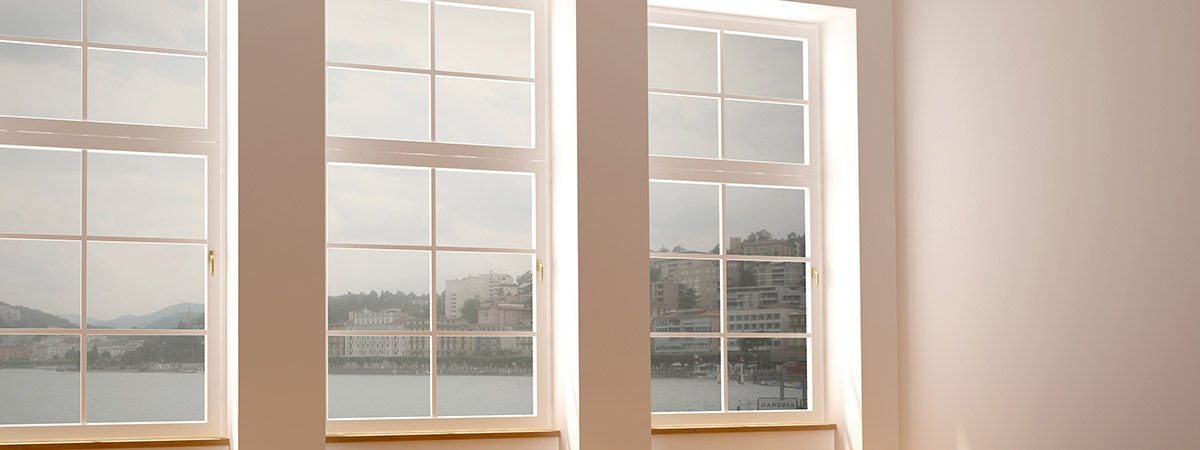 empty-room-three-windows