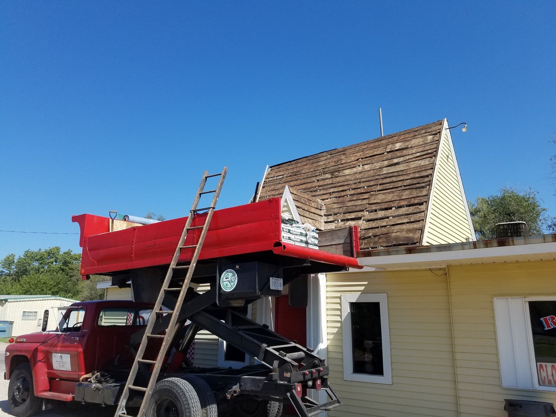 Roofers Hutchinson, KS Buck Roofing