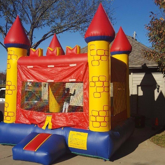 Little Apple Inflatables - Ultimate Bounce's Manhattan Kansas Rentals