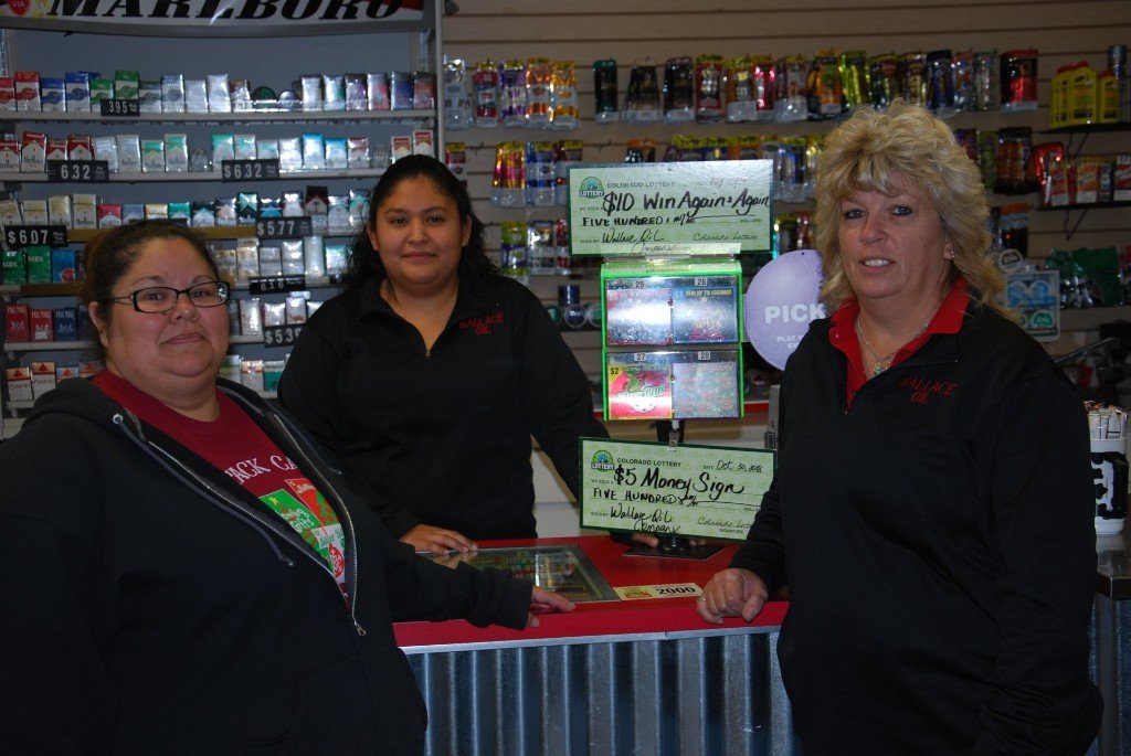Convenience store at diesel stations La Junta