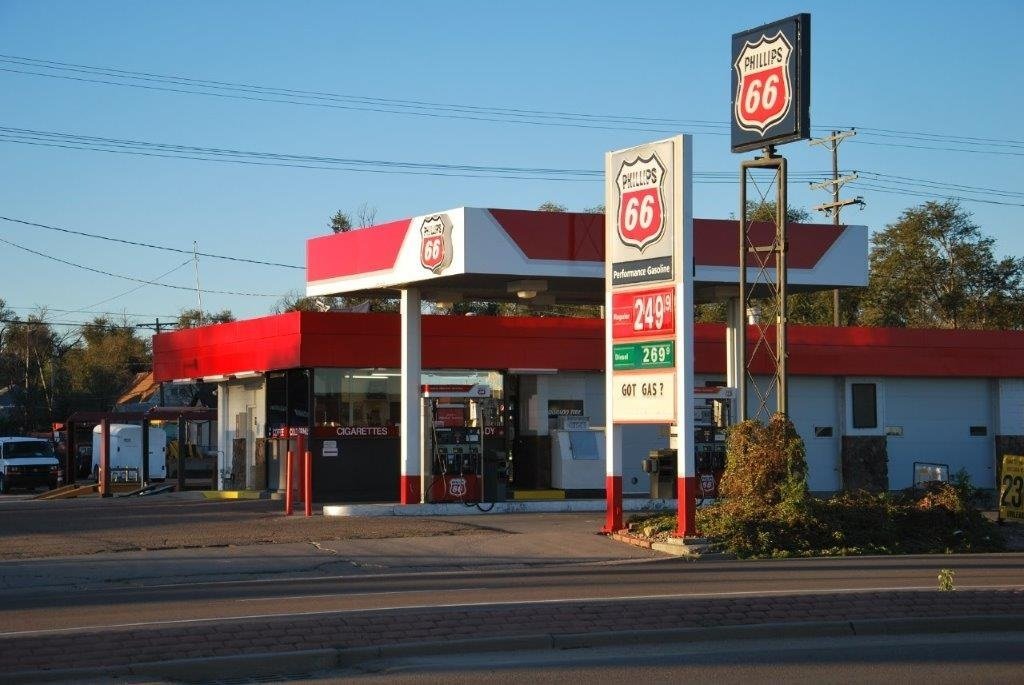 Wholesale gasoline La Junta, CO Wallace Automotive Repair & Oil Company