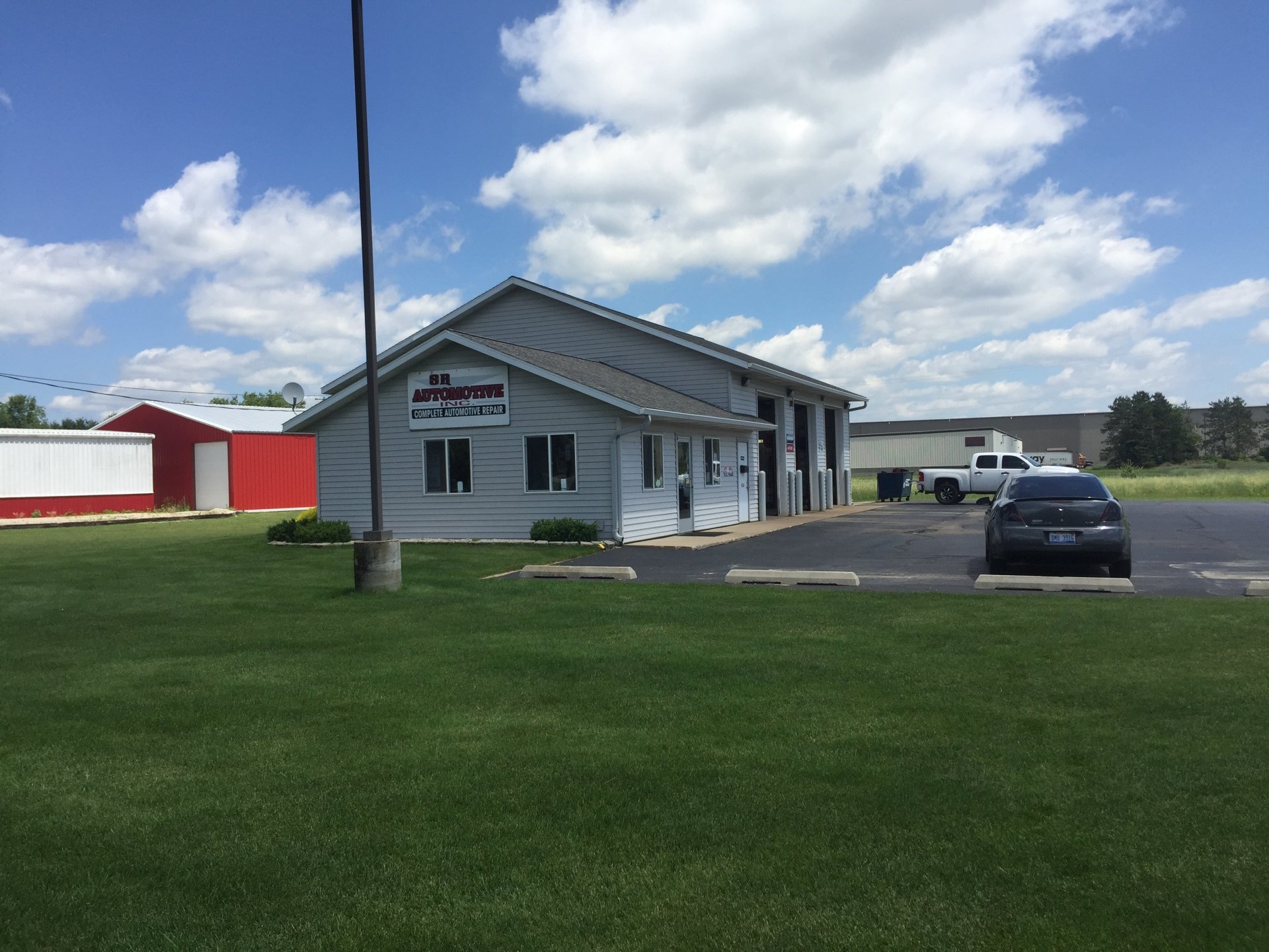 S.R. Automotive Howard City, MI Home