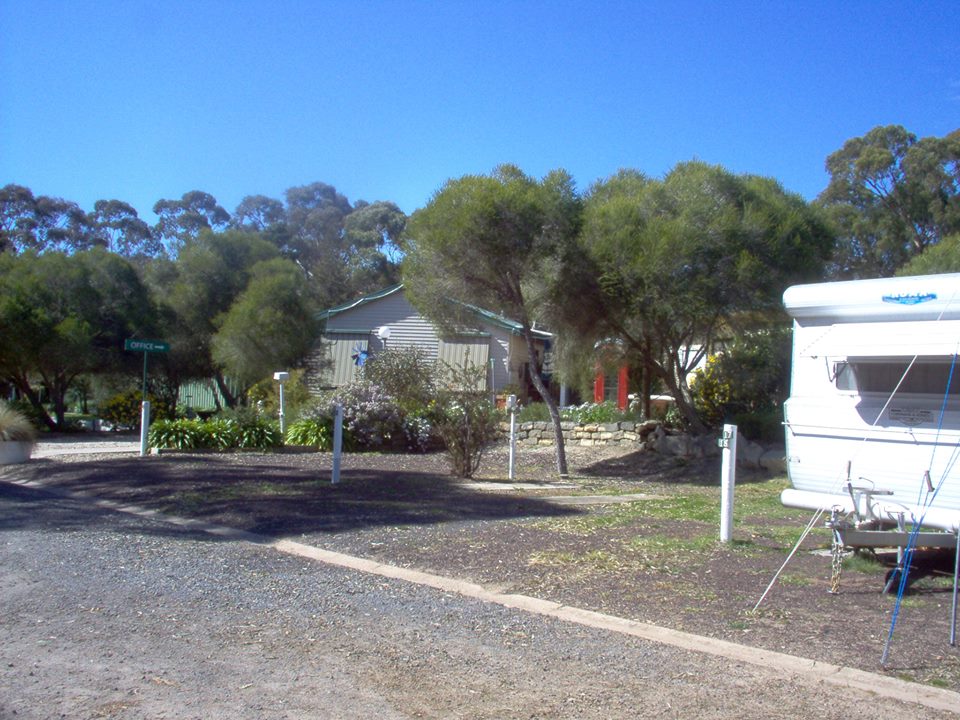 Cozy Cabin Rentals in Ararat Pyrenees Caravan Park
