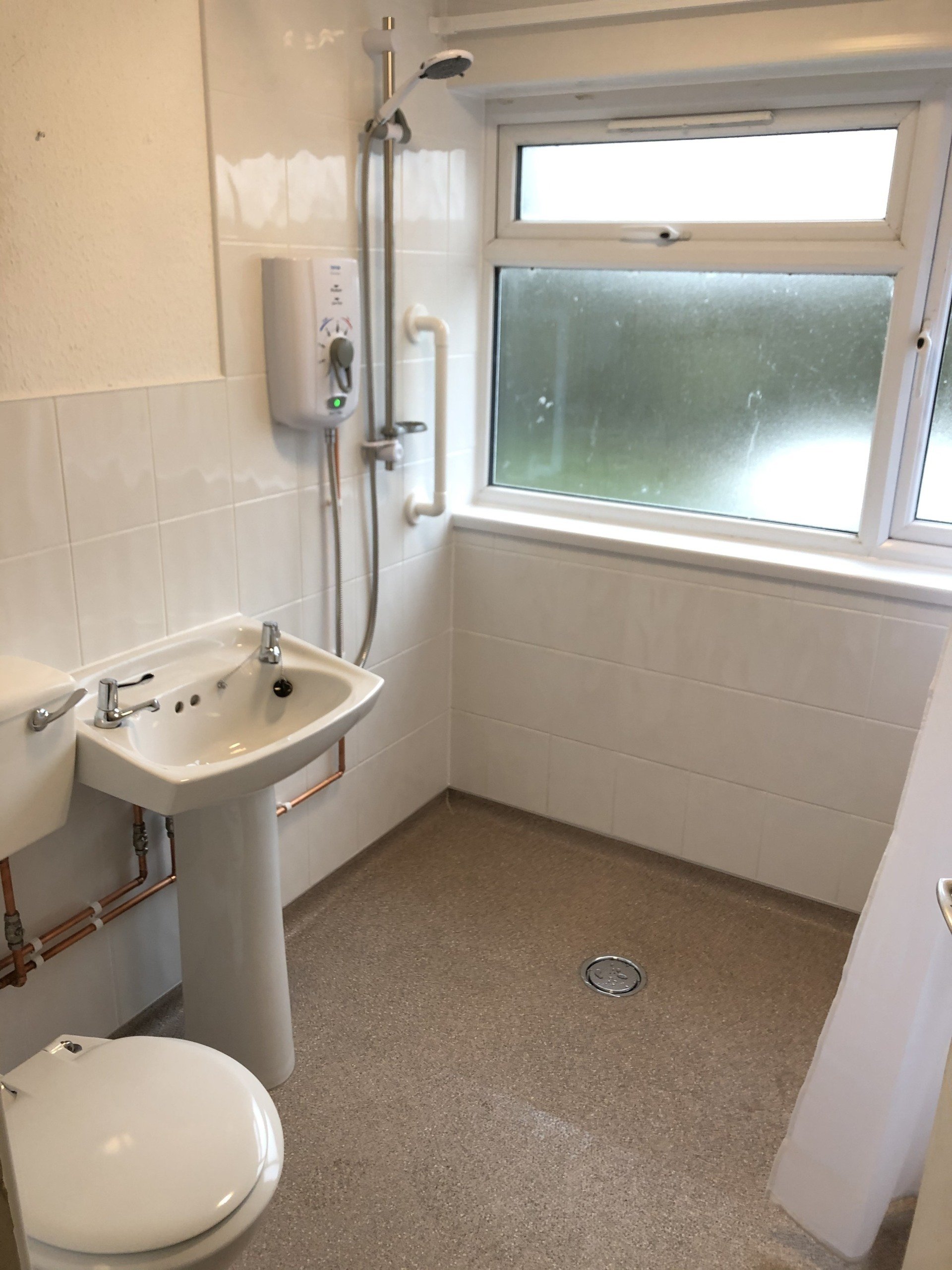 We offer wet room installations for customers in Rugby