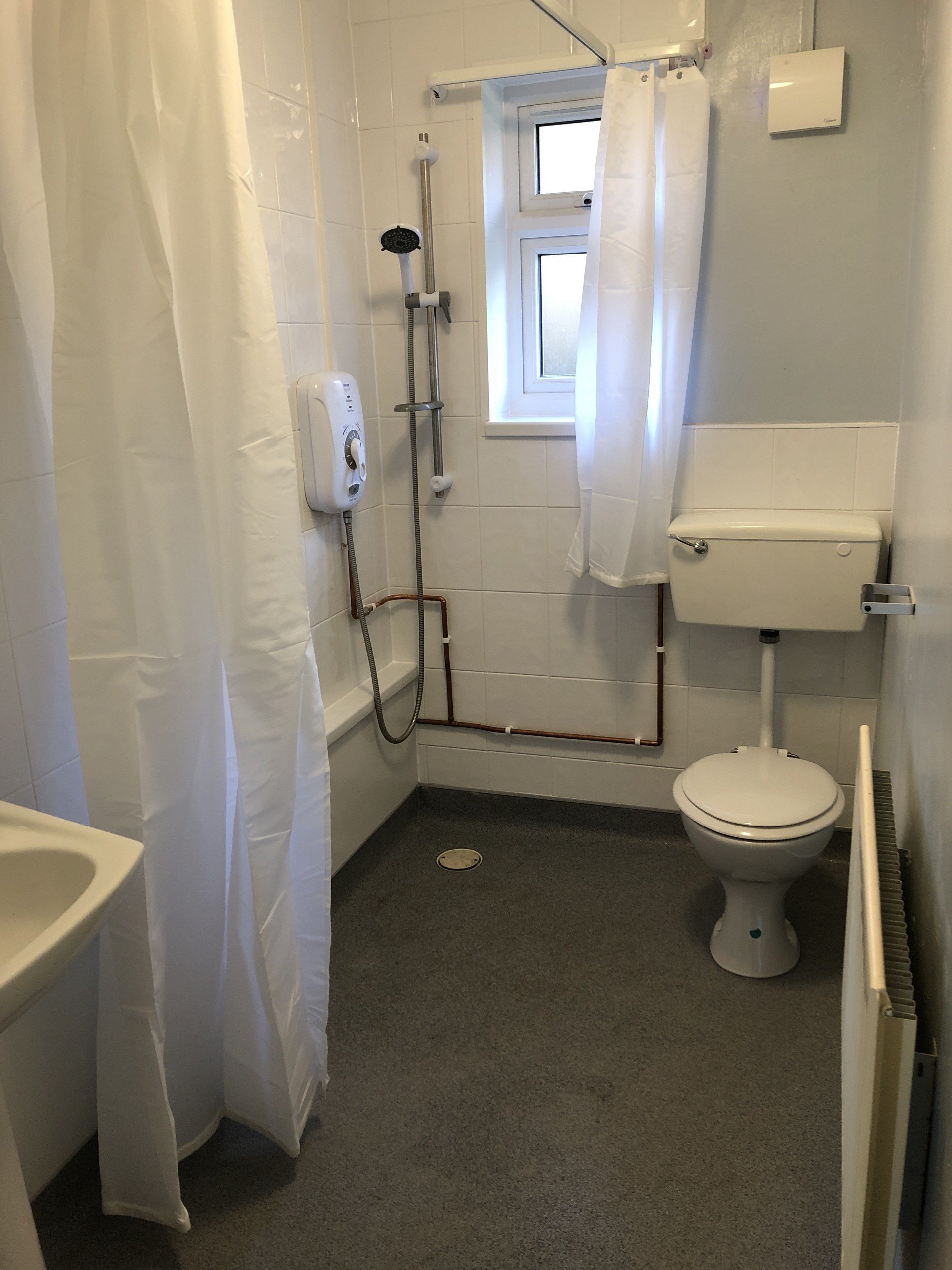We offer wet room installations for customers in Rugby