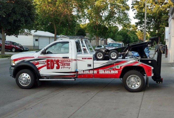 Ed's Services Ed's Service Center & Towing | Towing Service