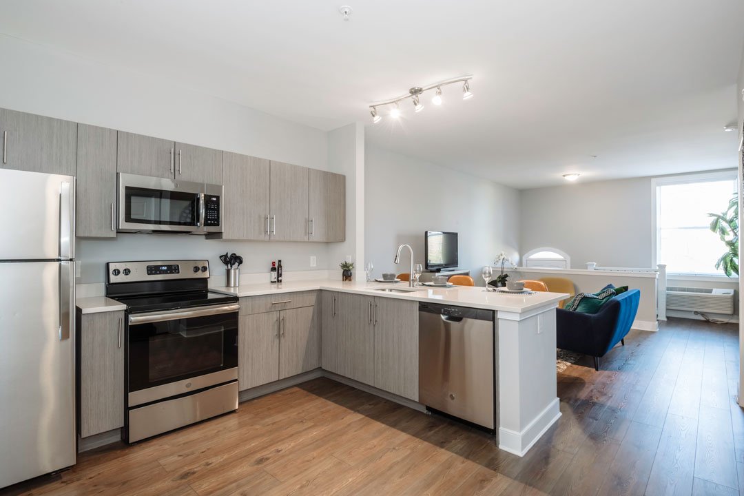 Rahway NJ Luxury Apartments Meridia Brownstones