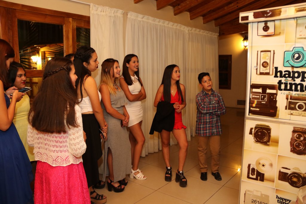 SALON DE FIESTAS NOCHE DE SUEÑOS